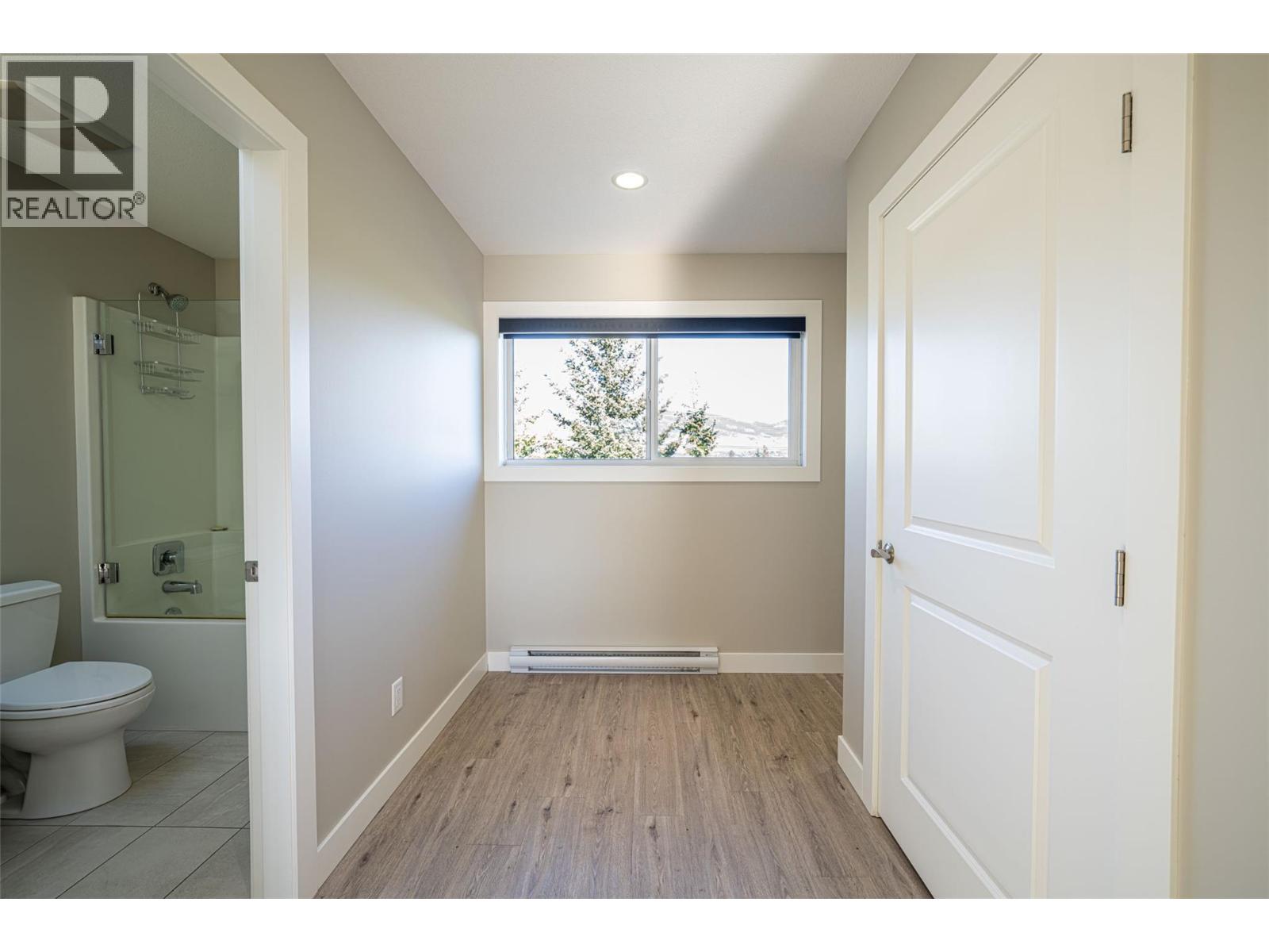 201 Mail Road, Kelowna, British Columbia  V1V 2G6 - Photo 39 - 10386225