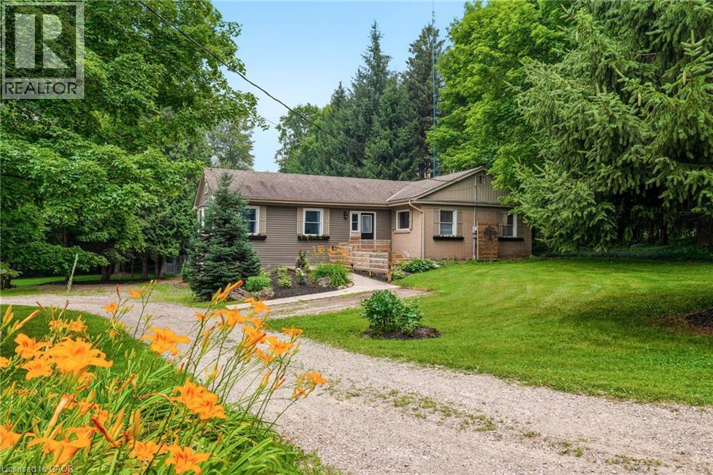 318 10TH CONCESSION Road E, Freelton, Ontario