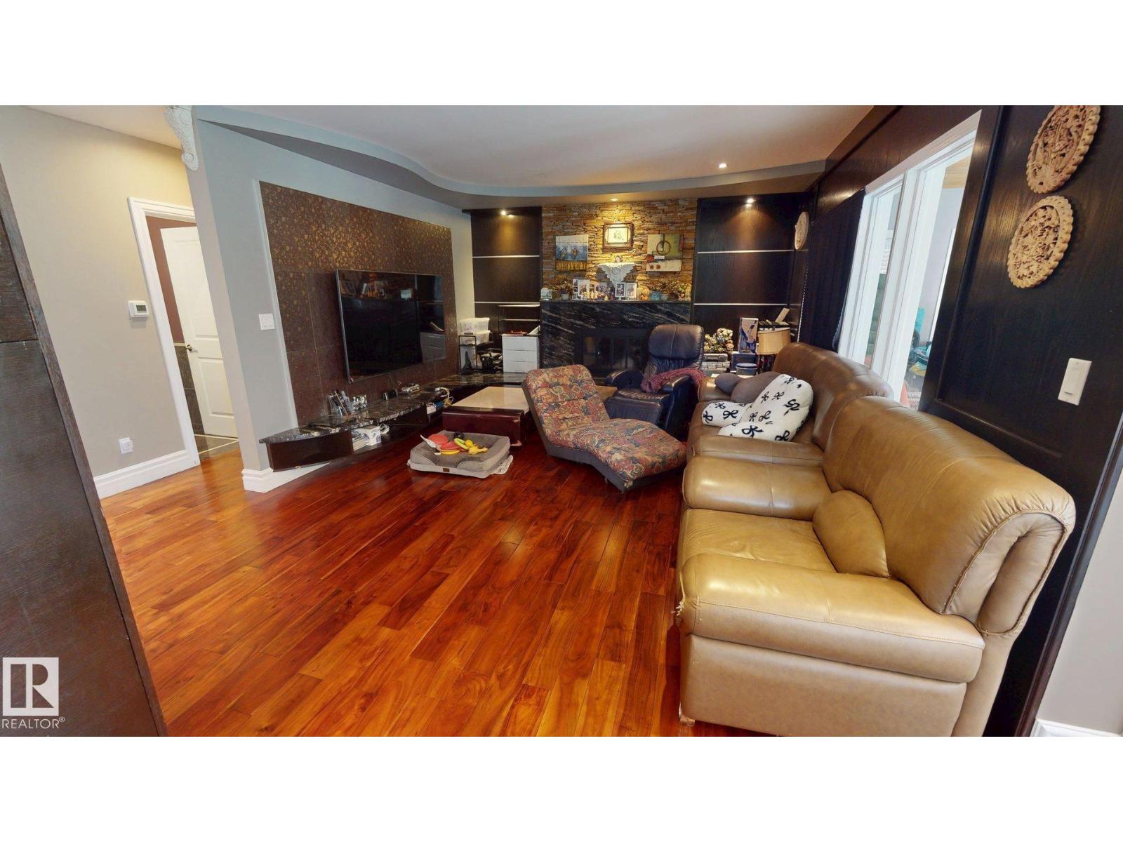 852 Wheeler Rd W NW, Edmonton, Alberta  T6M 2E1 - Photo 11 - E4501665