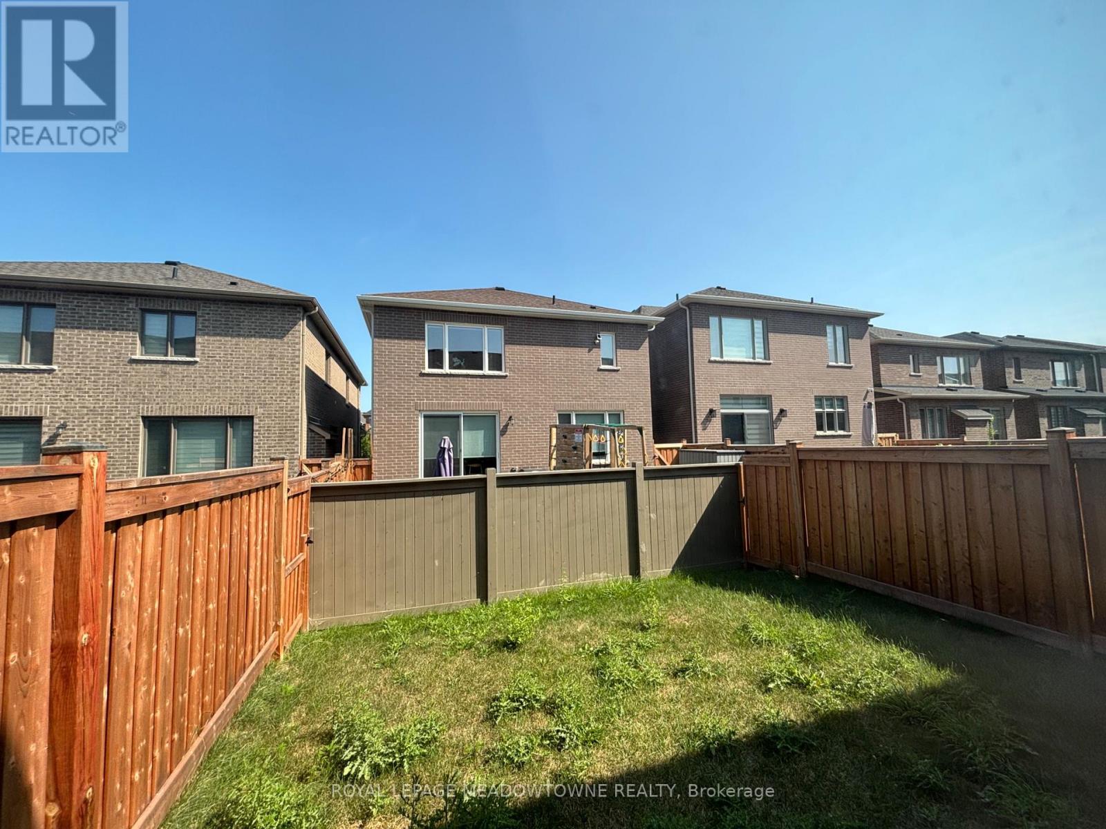 523 Bellflower Court, Milton, Ontario  L9E 1W5 - Photo 10 - W13625238