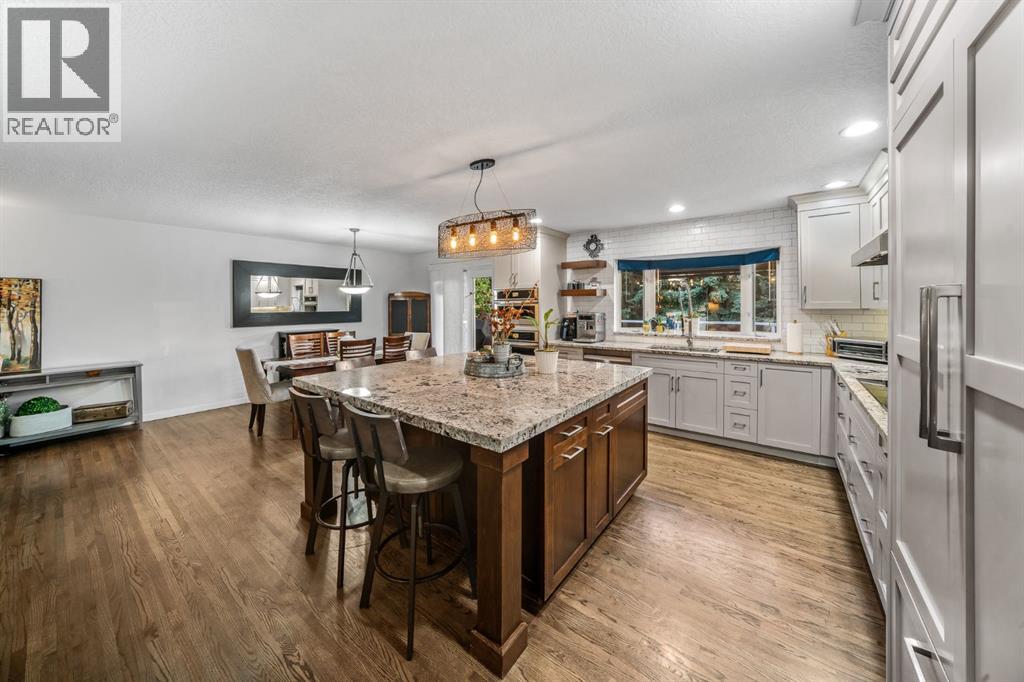 5011 Viceroy Drive NW, Calgary, Alberta  T3A 0V2 - Photo 7 - A2318914