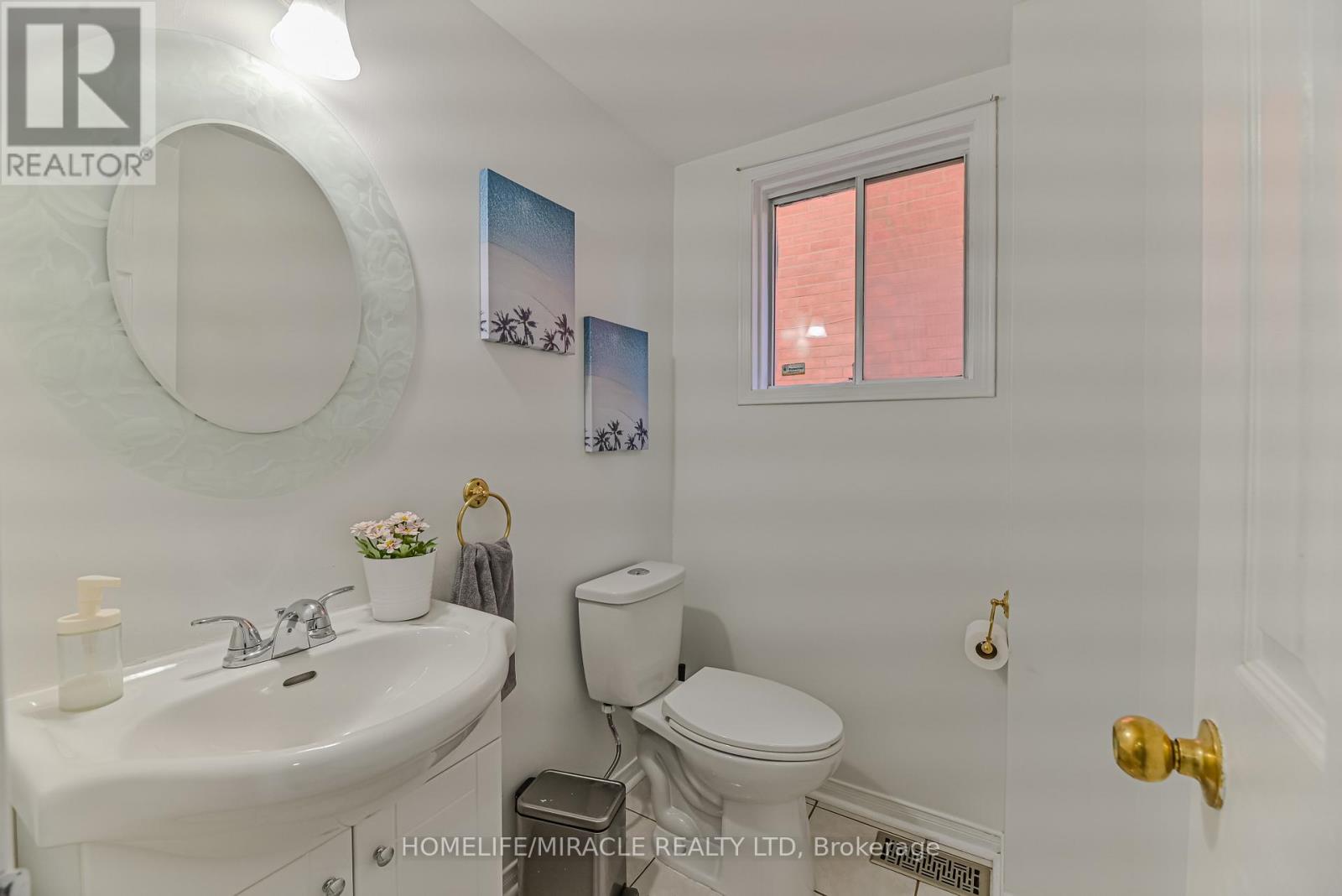 36 Letty Avenue, Brampton, Ontario  L6Y 4T3 - Photo 9 - W13626918