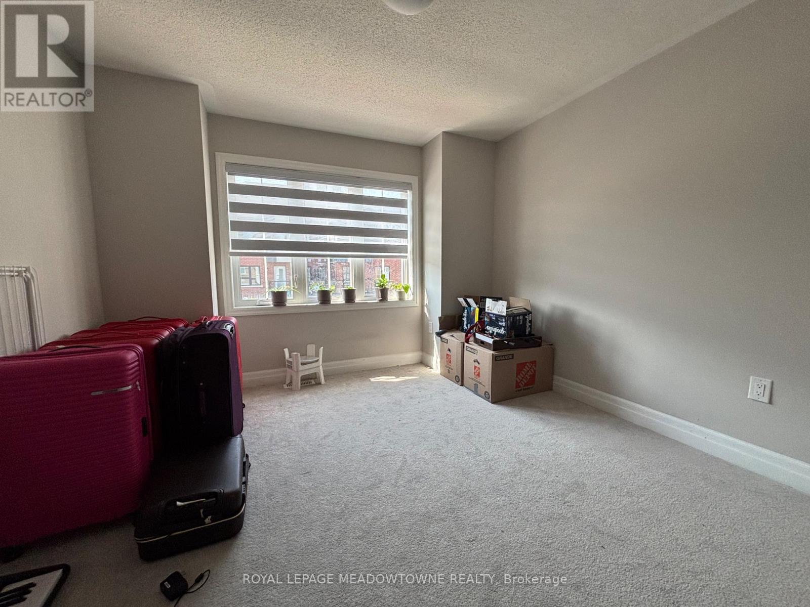 523 Bellflower Court, Milton, Ontario  L9E 1W5 - Photo 8 - W13625238
