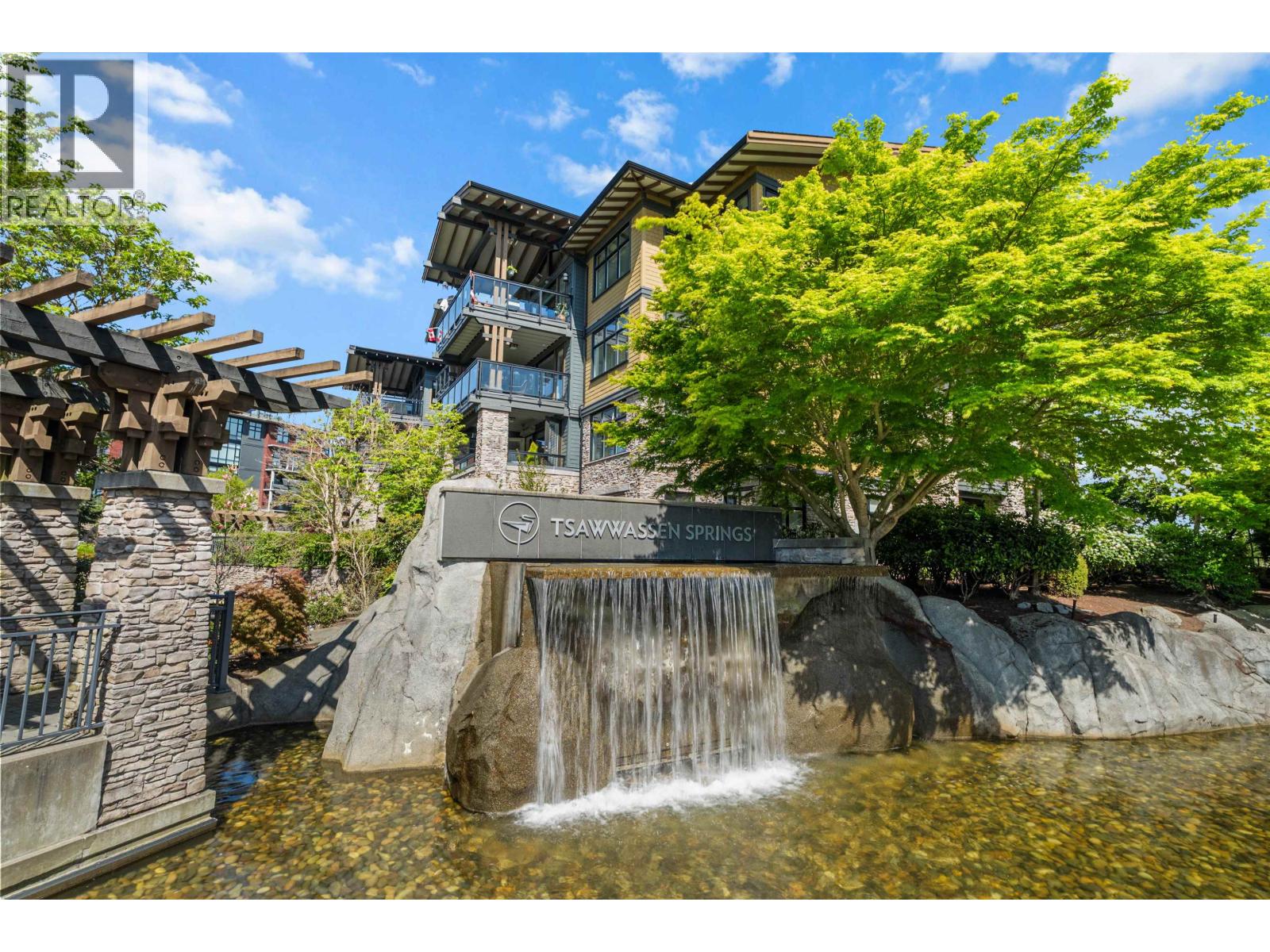 313 5099 SPRINGS BOULEVARD, Tsawwassen, British Columbia