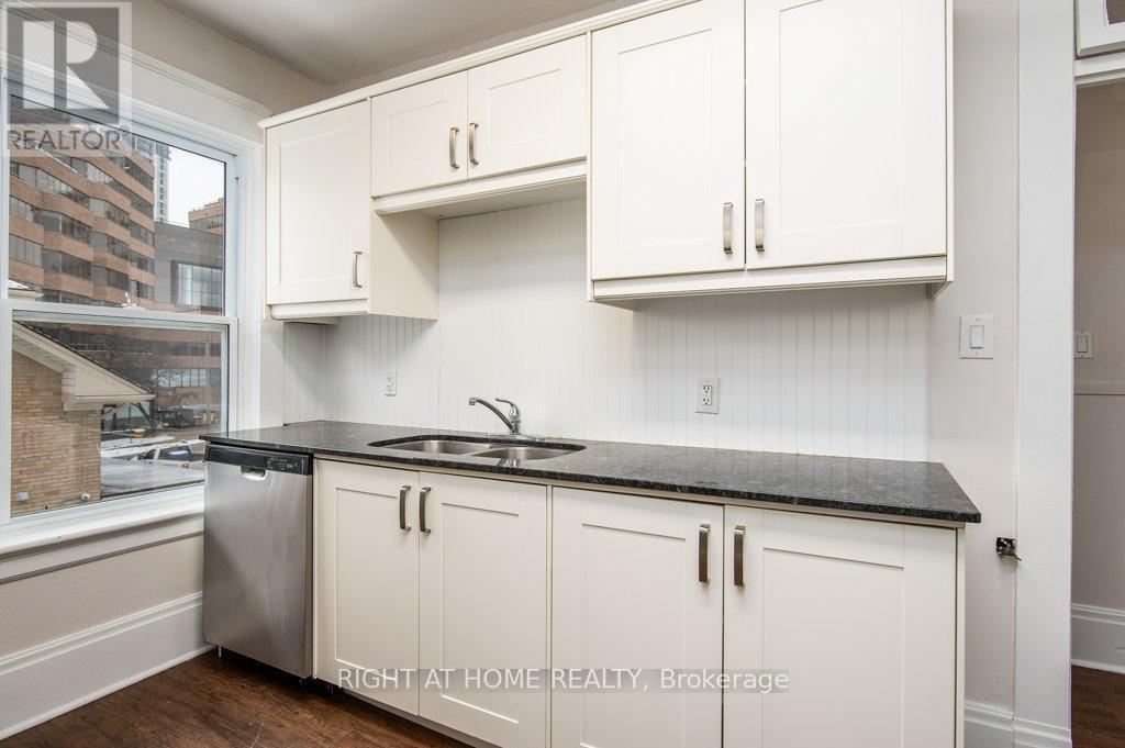2-94 Scott Street, Kitchener, Ontario  N2H 2R5 - Photo 6 - X13626930