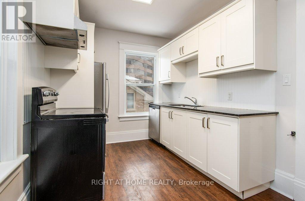2-94 Scott Street, Kitchener, Ontario  N2H 2R5 - Photo 9 - X13626930