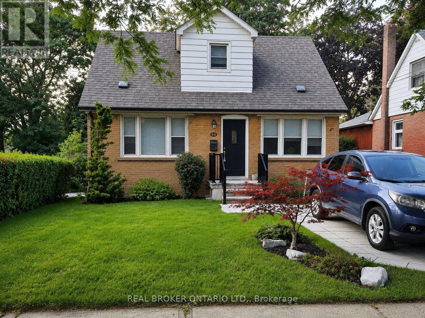 40 STAMFORD SQUARE N, Toronto, Ontario