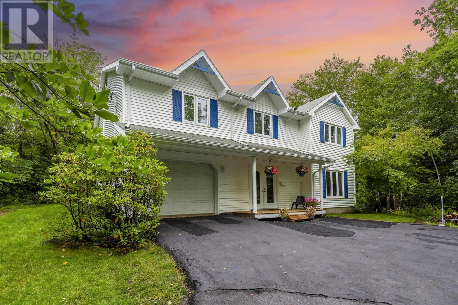5 Lisa Court Court, hammonds plains, Nova Scotia