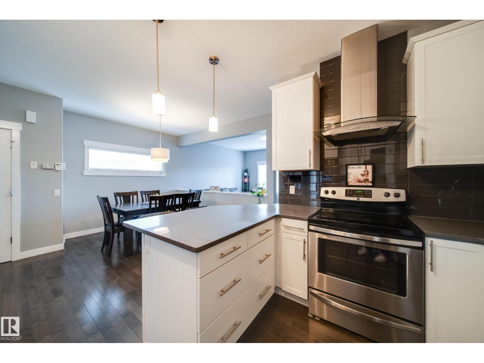 6305 167a Av NW, Edmonton, Alberta  T5Y 3P7 - Photo 2 - E4501669