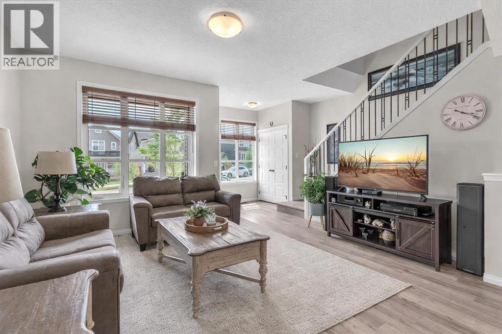 70 Haskayne Drive NW, Calgary, Alberta  T3L 0H1 - Photo 10 - A2325395