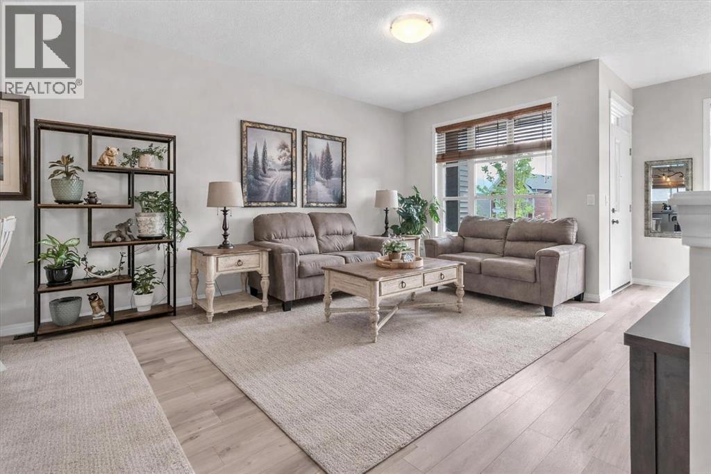 70 Haskayne Drive NW, Calgary, Alberta  T3L 0H1 - Photo 9 - A2325395