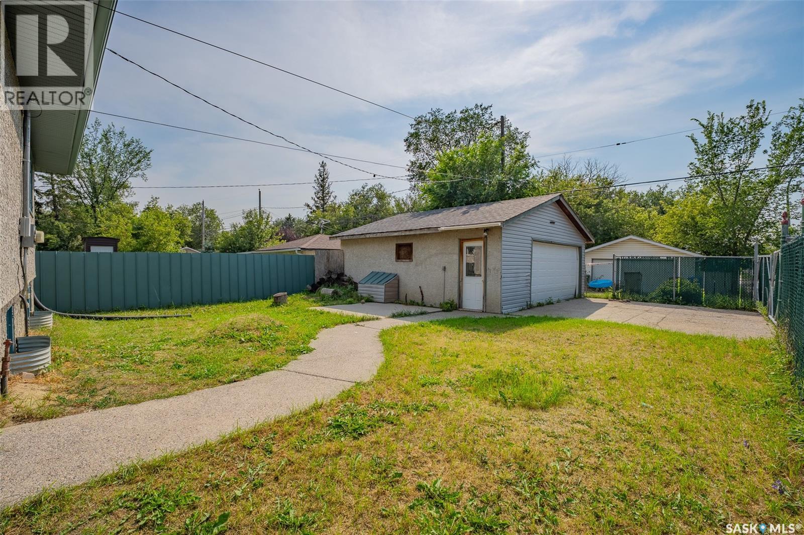 1300 Aberdeen Street, Regina, Saskatchewan S4T 5K2 - Photo 31 - SK044064