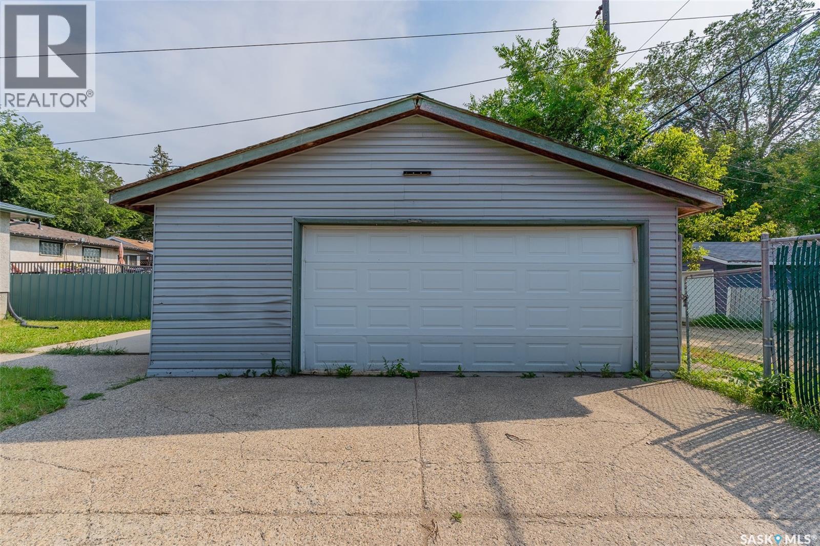 1300 Aberdeen Street, Regina, Saskatchewan S4T 5K2 - Photo 32 - SK044064