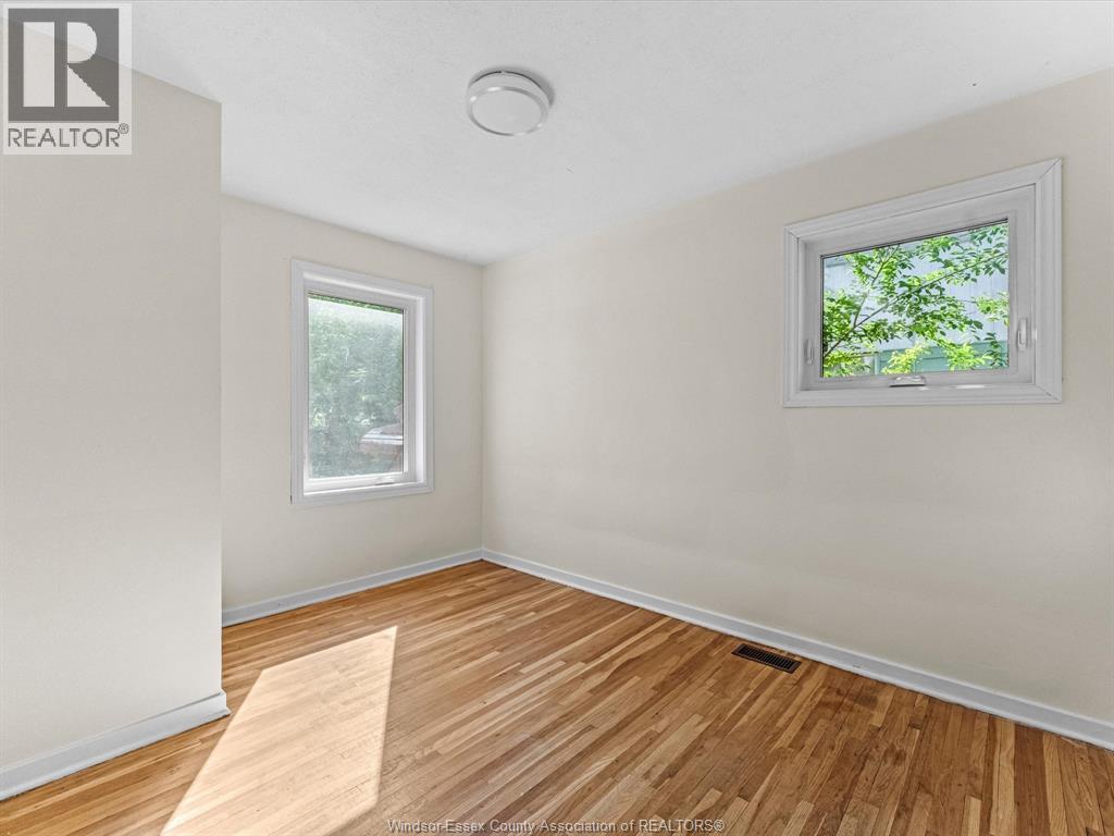 962 Askin, Windsor, Ontario  N9B 2X7 - Photo 10 - 26018560