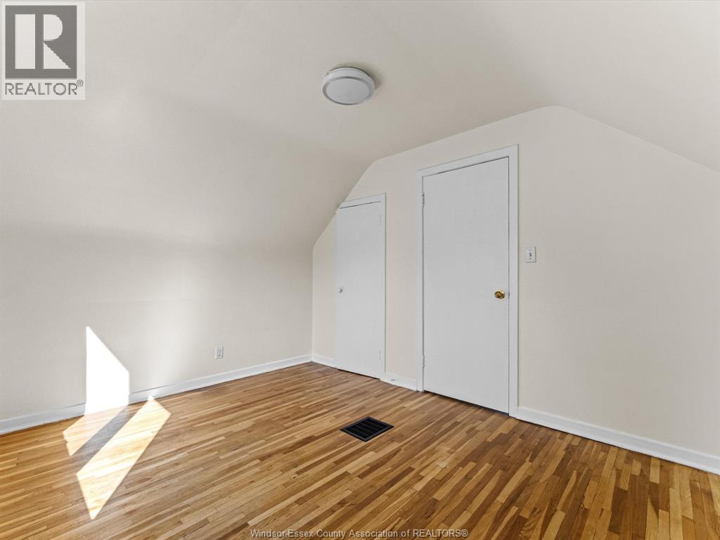 962 Askin, Windsor, Ontario  N9B 2X7 - Photo 13 - 26018560
