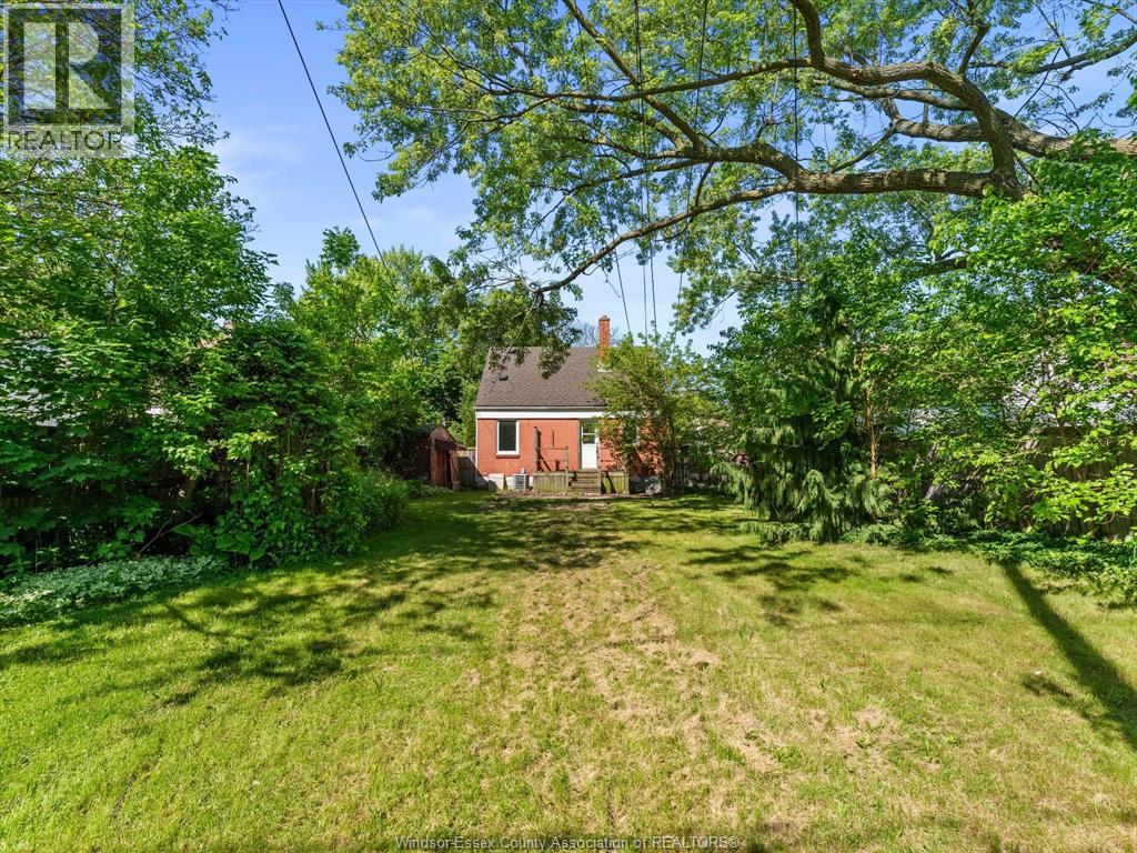 962 Askin, Windsor, Ontario  N9B 2X7 - Photo 27 - 26018560