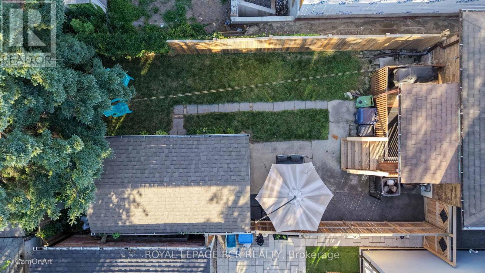 12 Orley Avenue, Toronto, Ontario  M4C 2B9 - Photo 29 - E13585894