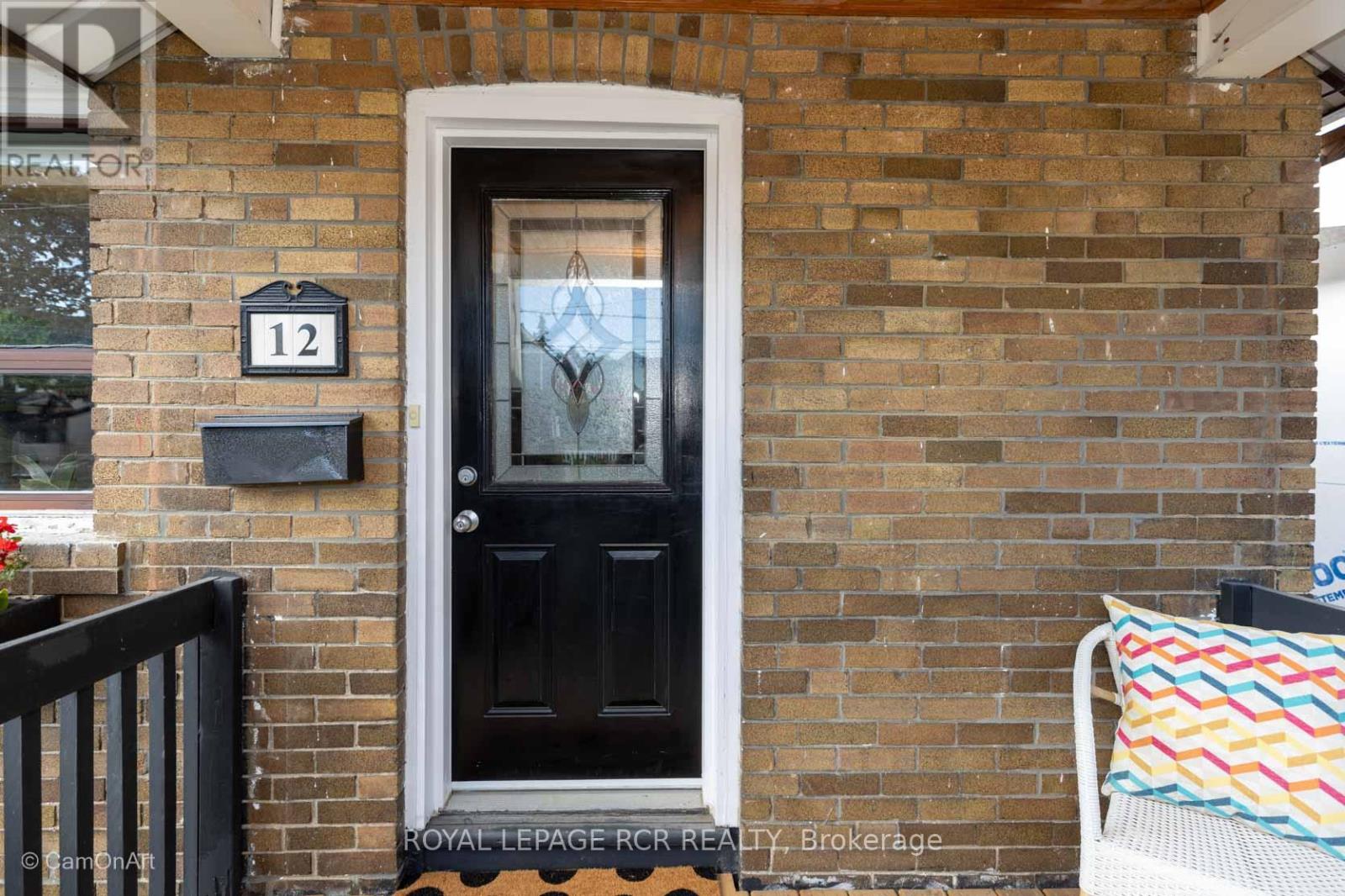 12 Orley Avenue, Toronto, Ontario  M4C 2B9 - Photo 3 - E13585894