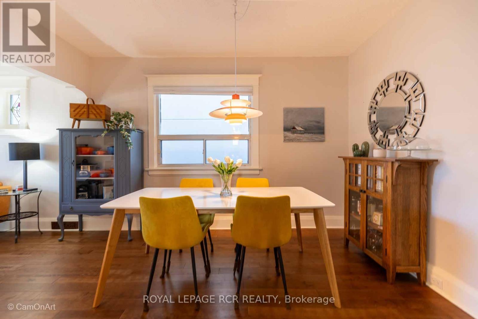 12 Orley Avenue, Toronto, Ontario  M4C 2B9 - Photo 9 - E13585894