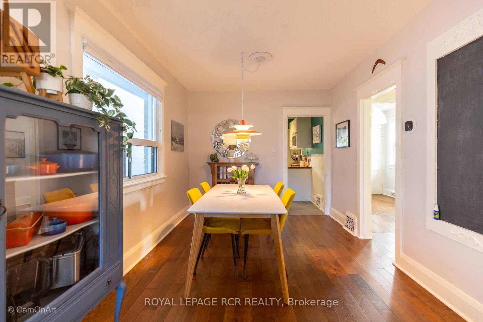 12 Orley Avenue, Toronto, Ontario  M4C 2B9 - Photo 7 - E13585894