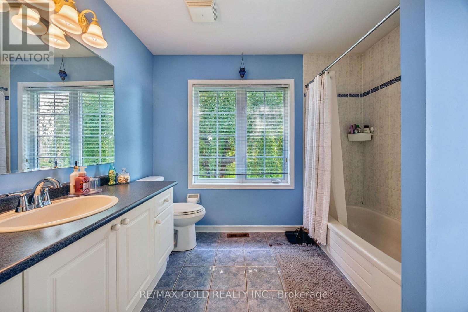 40 Maldives Crescent, Brampton, Ontario L6P 1L3 - Photo 27 - W13623324
