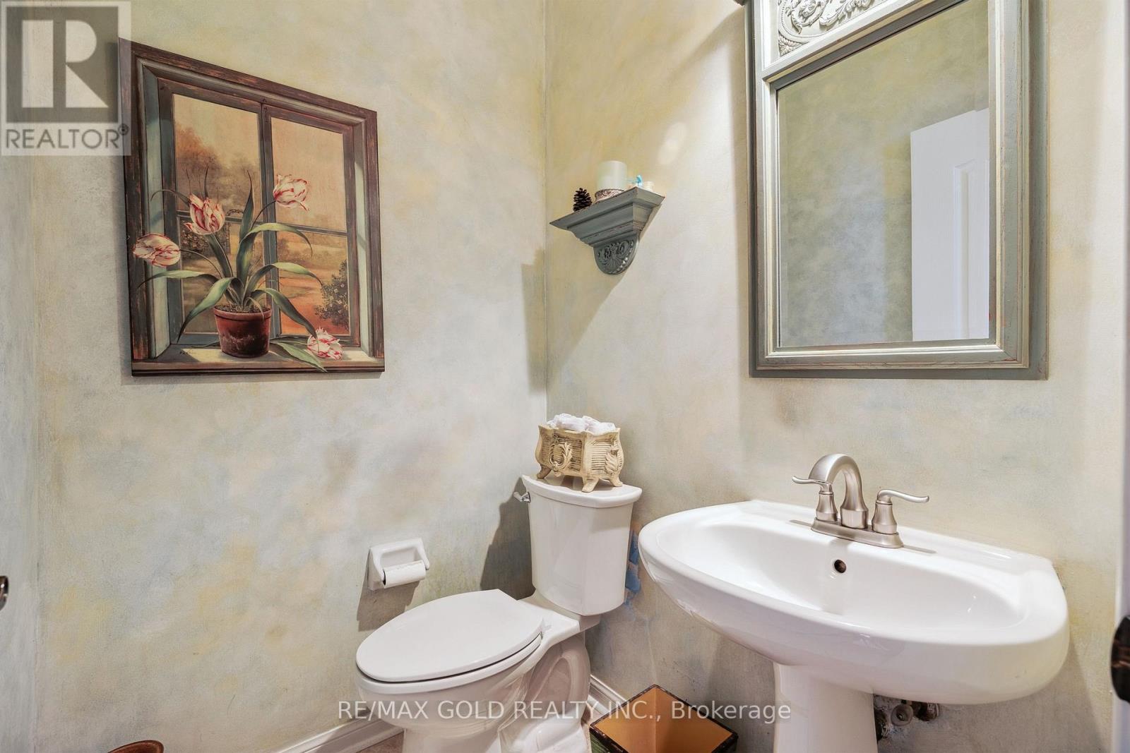 40 Maldives Crescent, Brampton, Ontario L6P 1L3 - Photo 7 - W13623324