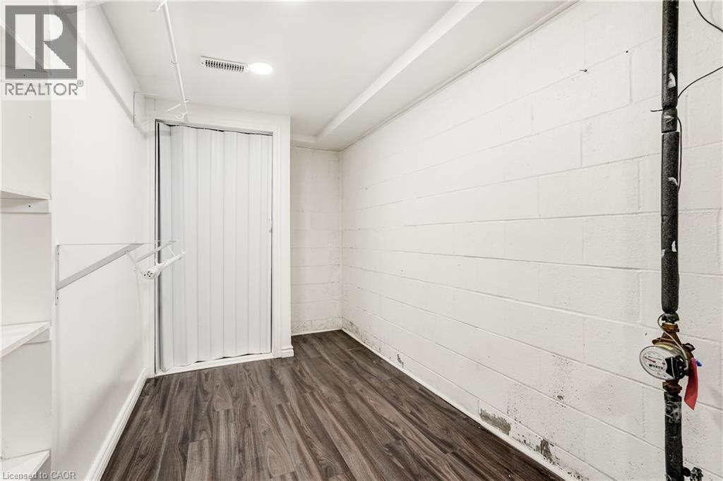 208 West 19th Street, Hamilton, Ontario  L9C 4J2 - Photo 29 - 40848909