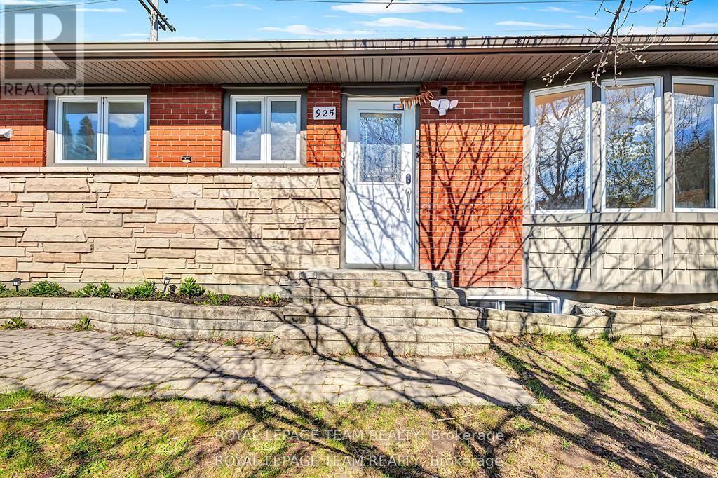 Upper - 925 Moorvale Road, Ottawa, Ontario  K1K 3K9 - Photo 4 - X13627046