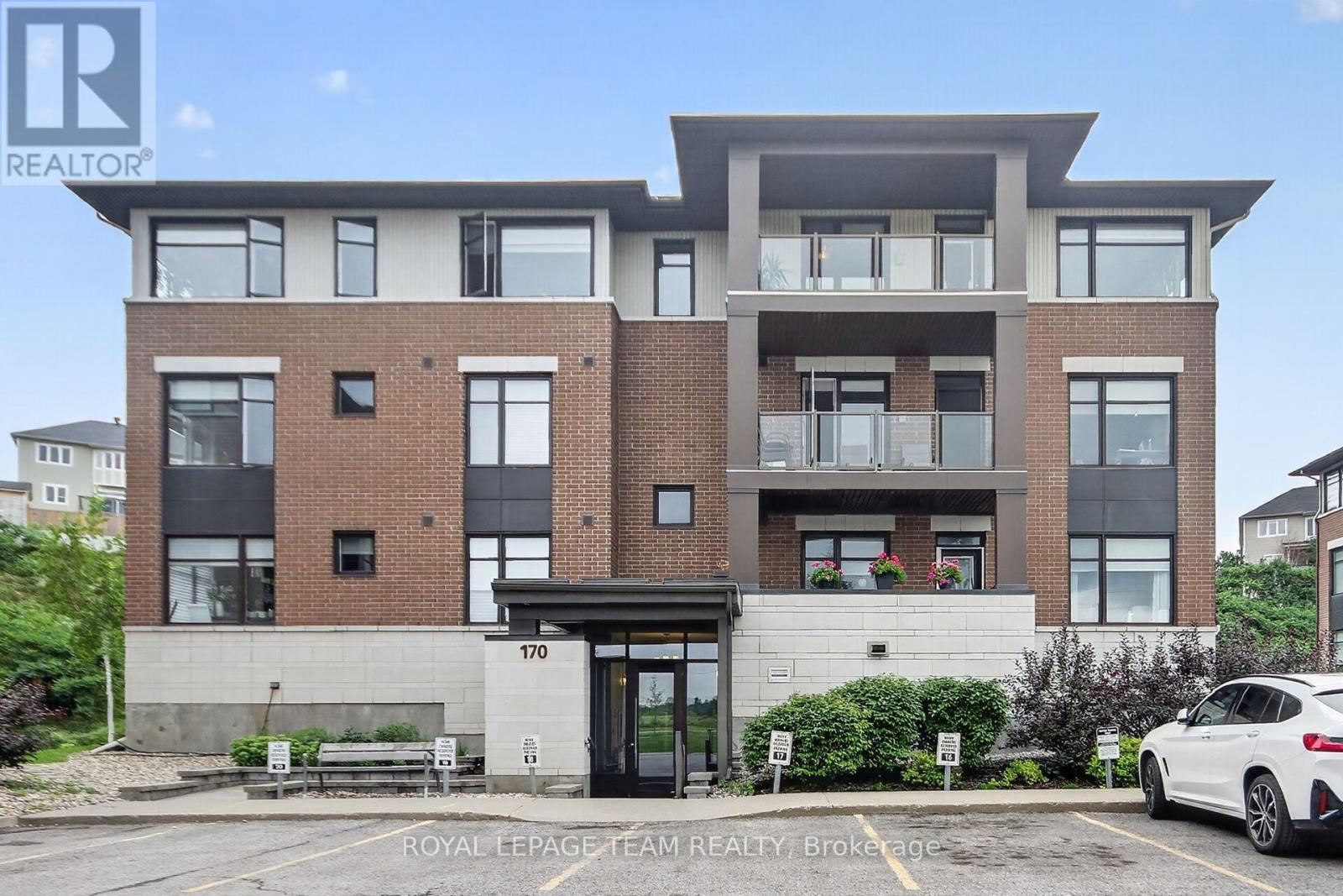304 - 170 Guelph Private, Ottawa, Ontario  K2T 0J5 - Photo 2 - X13627138