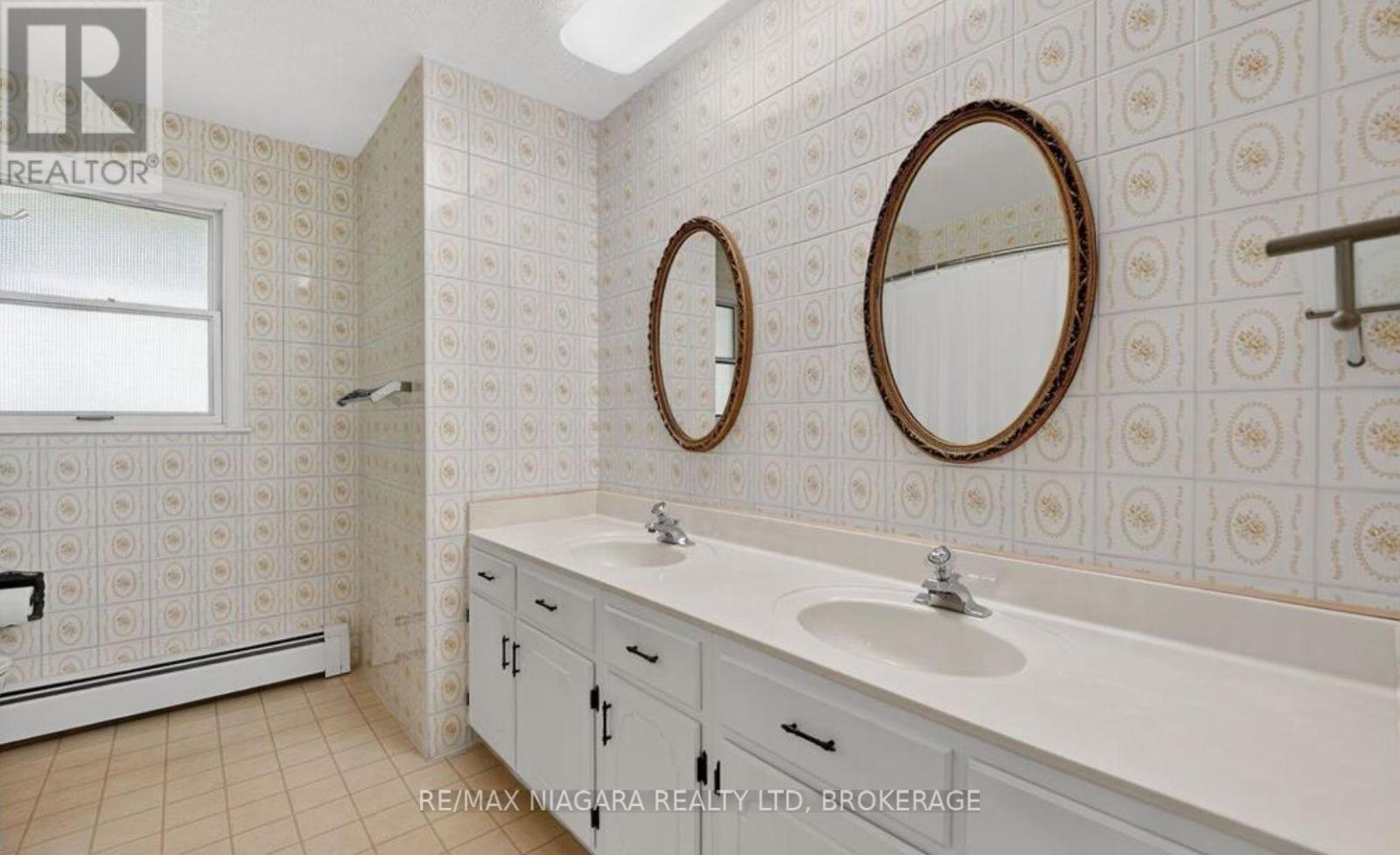 12 Sheppard Crescent, Niagara-On-The-Lake, Ontario  L0S 1J0 - Photo 14 - X13627142
