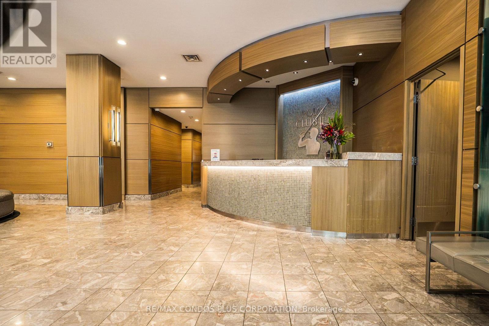 1811 - 44 St Joseph Street, Toronto, Ontario  M4Y 2W4 - Photo 3 - C13627108