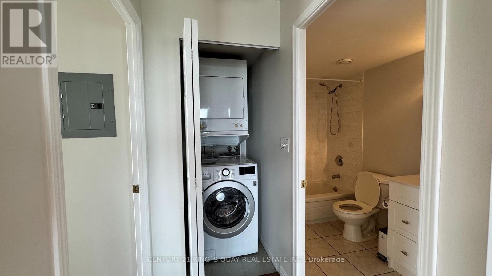 2207 - 1 Pemberton Avenue, Toronto, Ontario  M2M 4L9 - Photo 18 - C13627148