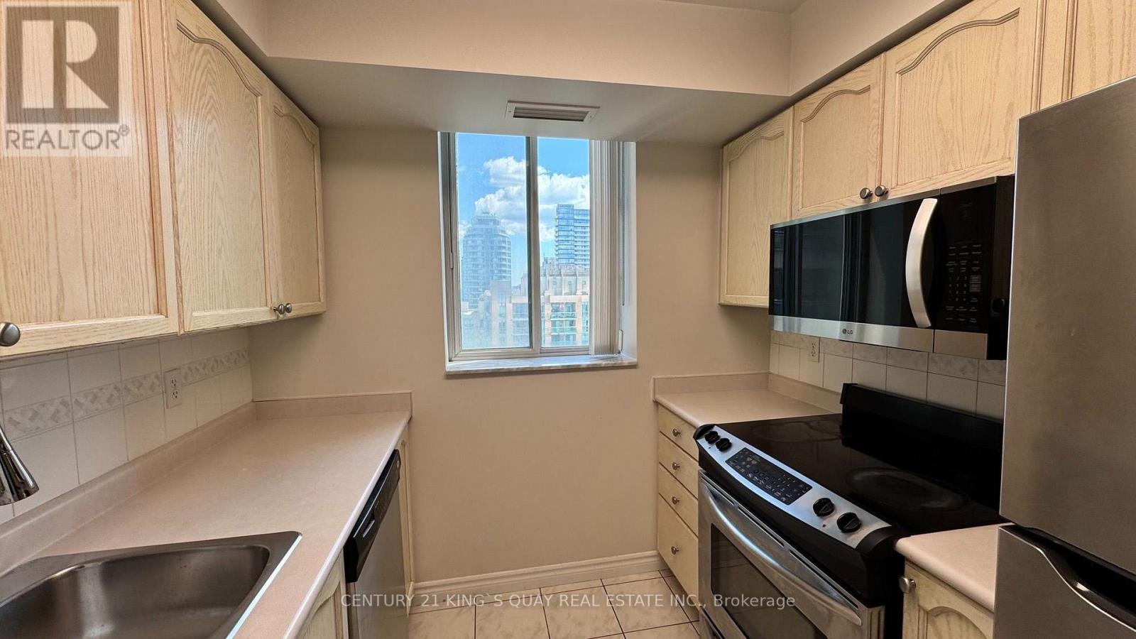2207 - 1 Pemberton Avenue, Toronto, Ontario  M2M 4L9 - Photo 22 - C13627148