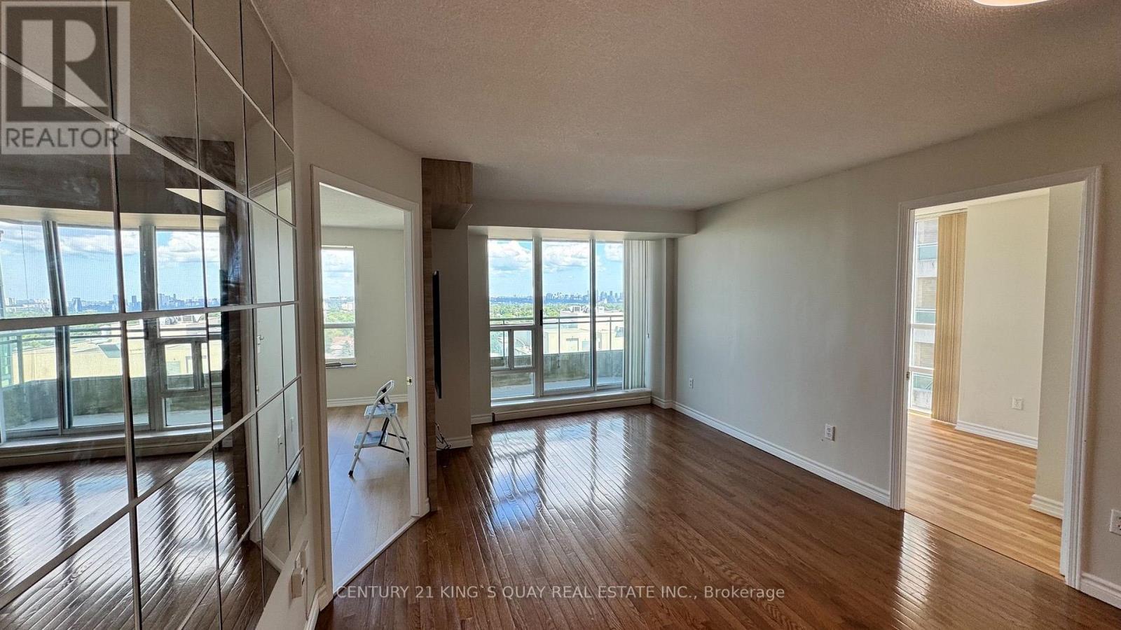 2207 - 1 Pemberton Avenue, Toronto, Ontario  M2M 4L9 - Photo 7 - C13627148