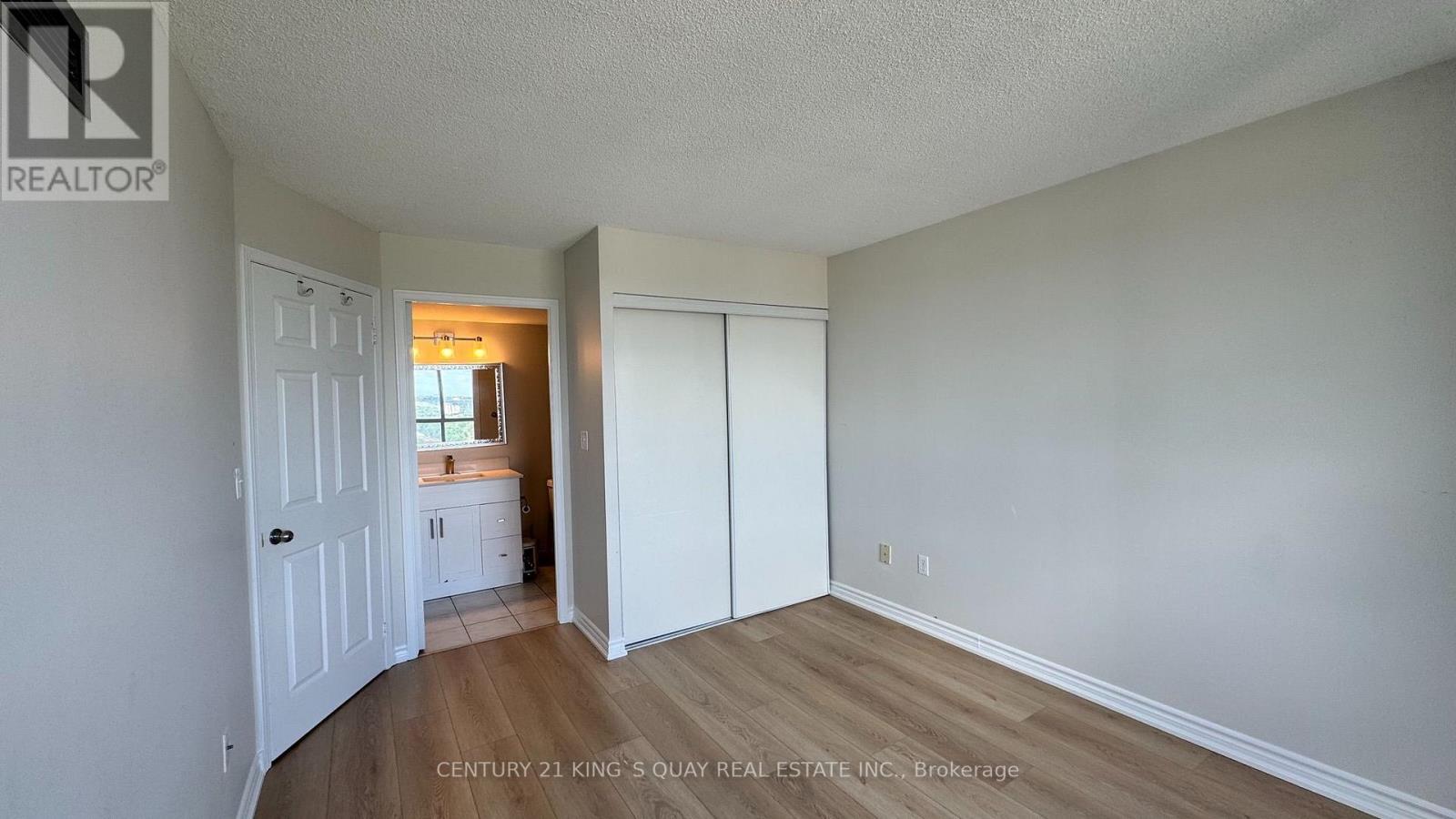 2207 - 1 Pemberton Avenue, Toronto, Ontario  M2M 4L9 - Photo 9 - C13627148
