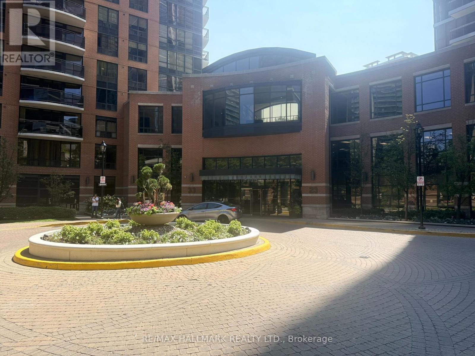 2011 - 23 Sheppard Avenue E, Toronto, Ontario  M2N 0C8 - Photo 1 - C13627154