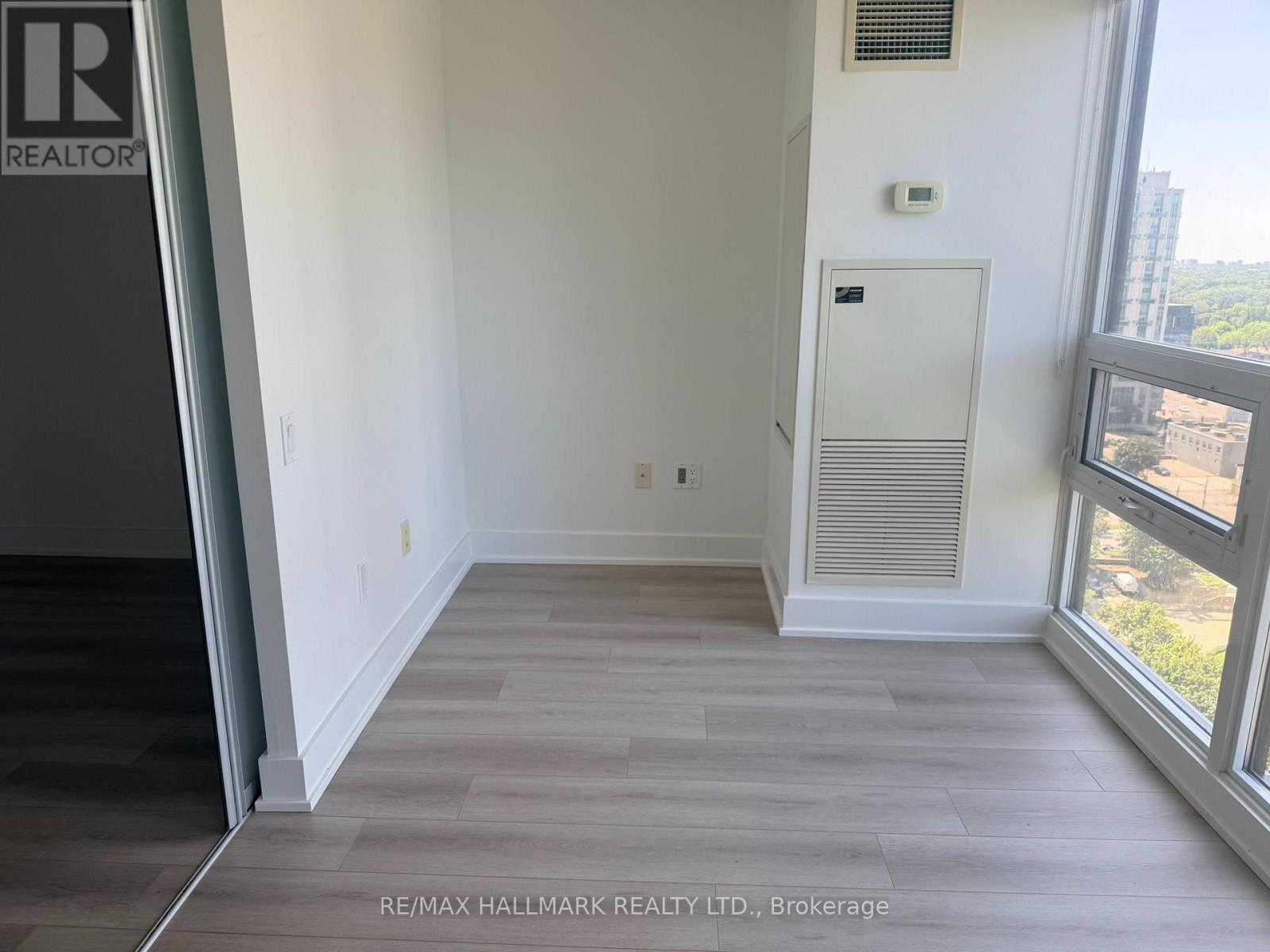 2011 - 23 Sheppard Avenue E, Toronto, Ontario  M2N 0C8 - Photo 13 - C13627154