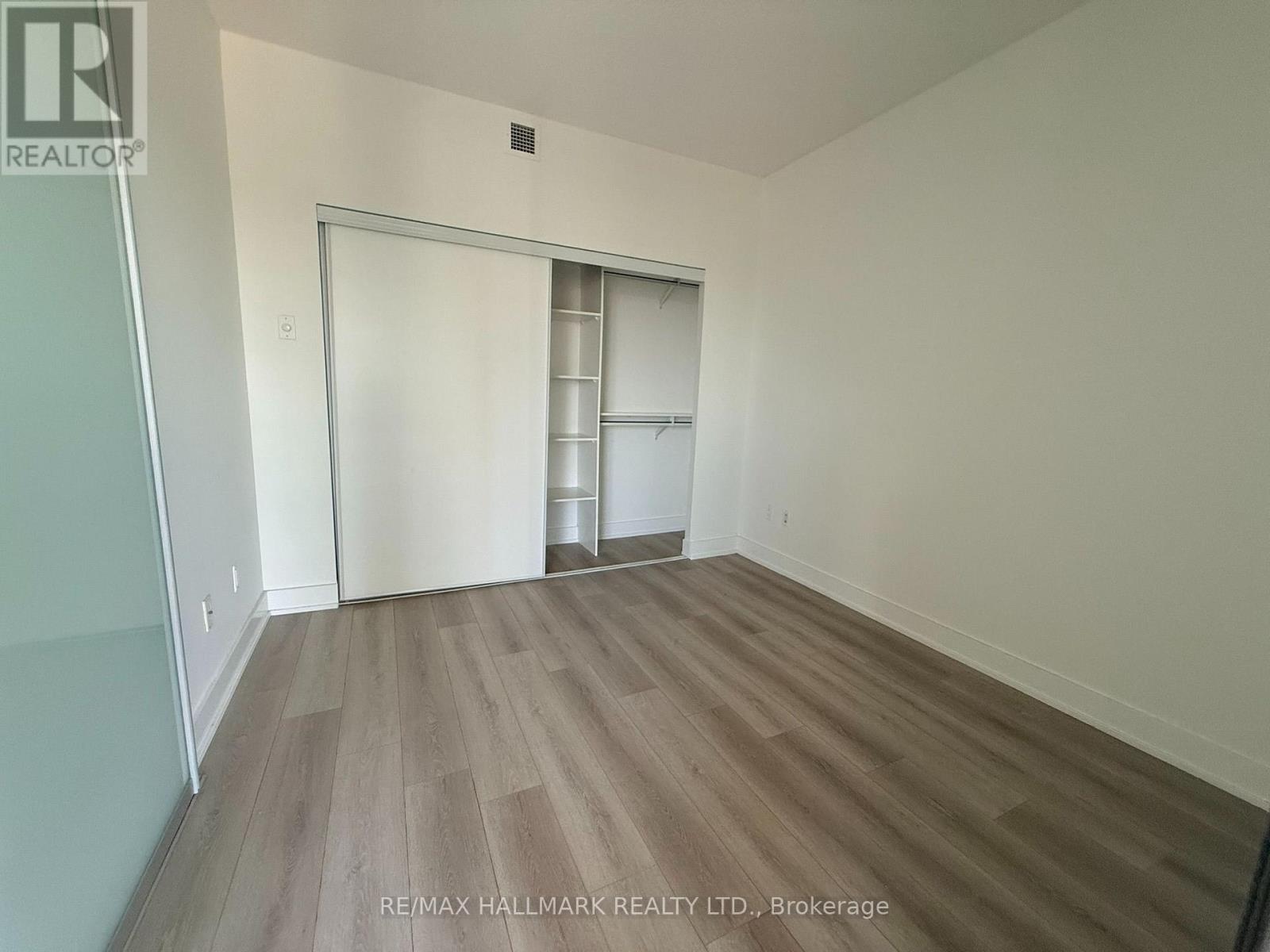 2011 - 23 Sheppard Avenue E, Toronto, Ontario  M2N 0C8 - Photo 15 - C13627154