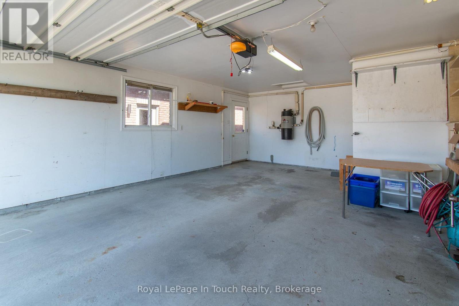 30 Charles Street, Penetanguishene, Ontario  L9M 2G7 - Photo 40 - S13627130