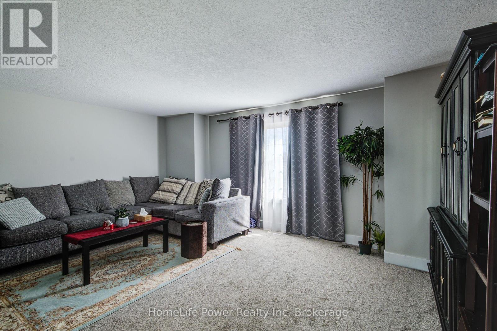 233 Red Clover Court, Kitchener, Ontario  N2E 4J5 - Photo 15 - X13627054