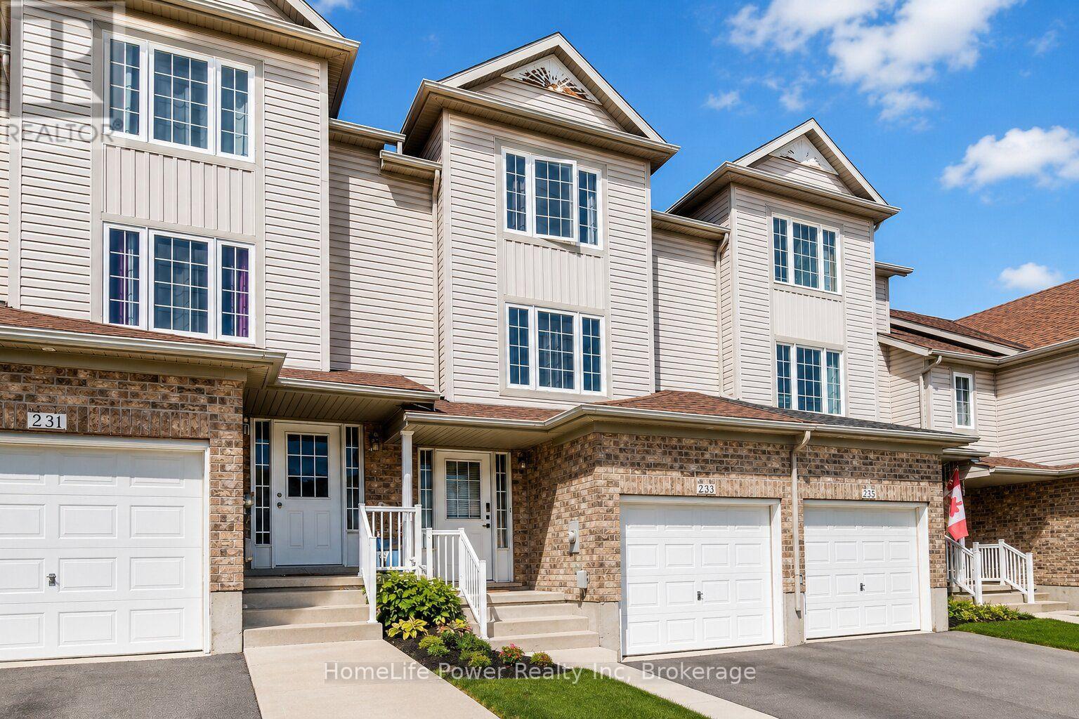 233 Red Clover Court, Kitchener, Ontario  N2E 4J5 - Photo 2 - X13627054