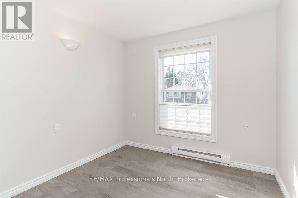 140 Elder Street, Gravenhurst (Muskoka (S)), Ontario  P1P 1B9 - Photo 12 - X13627178