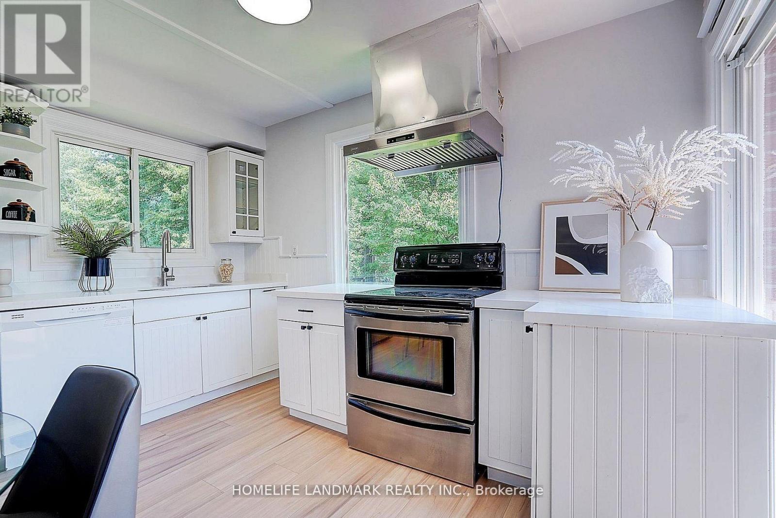 20573 Yonge Street, East Gwillimbury, Ontario  L3Y 4V8 - Photo 15 - N13627030