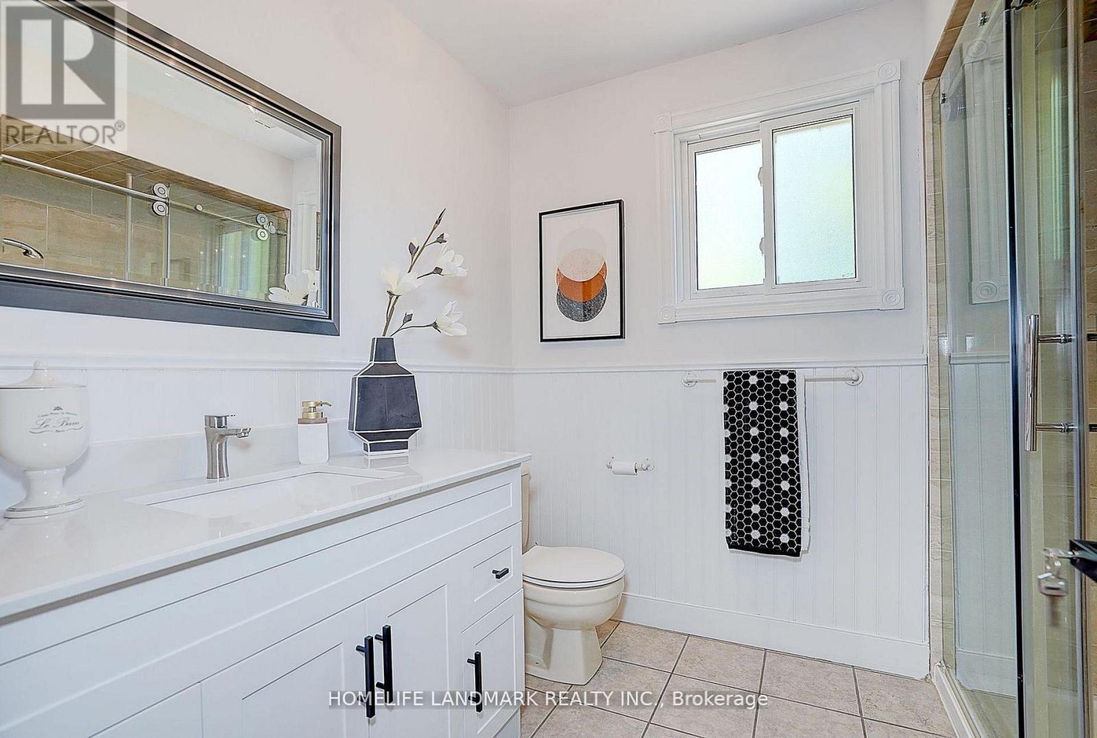 20573 Yonge Street, East Gwillimbury, Ontario  L3Y 4V8 - Photo 37 - N13627030