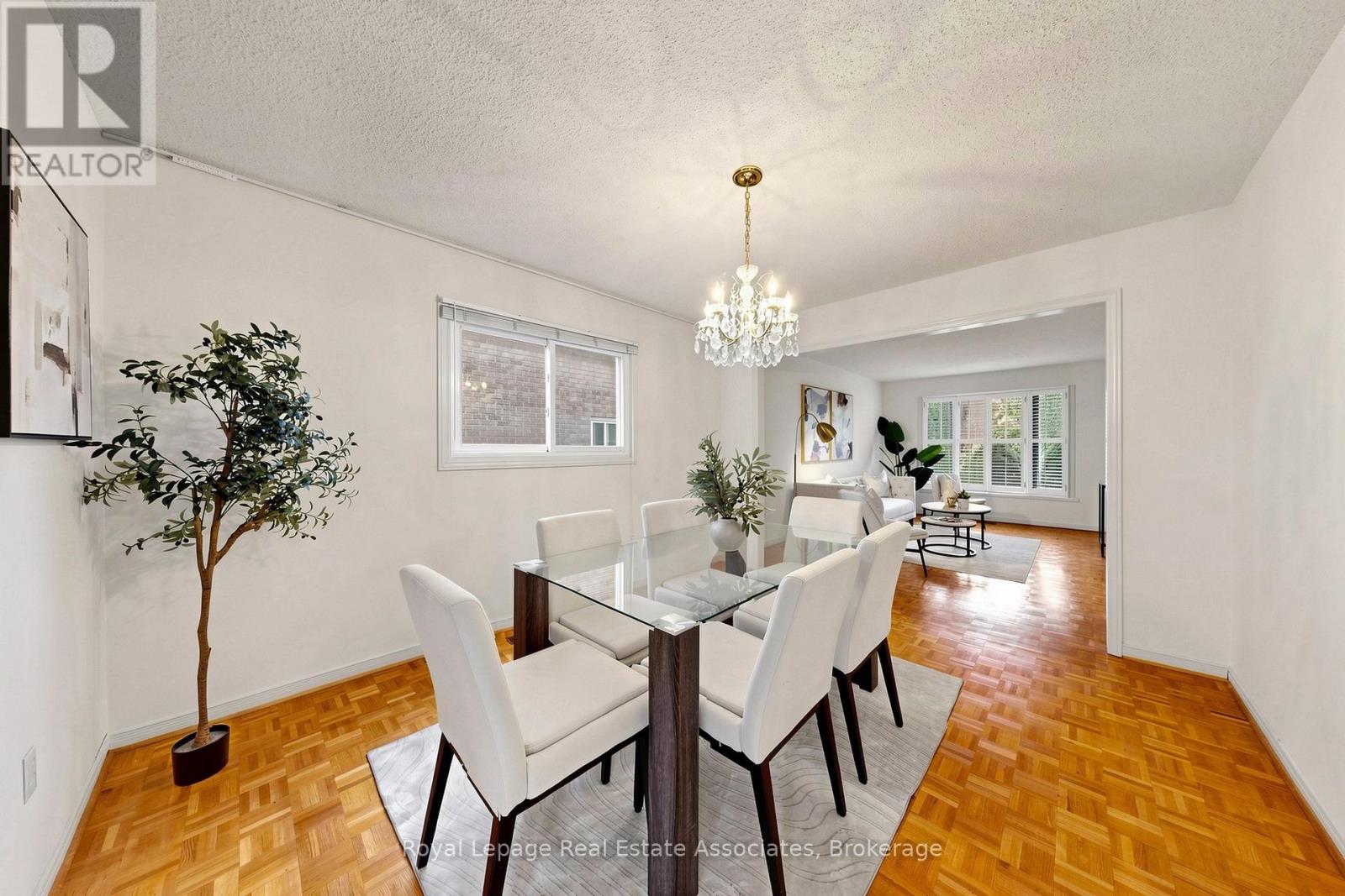 9 Kingsplate Crescent, Toronto, Ontario  M9W 6X6 - Photo 9 - W13452748