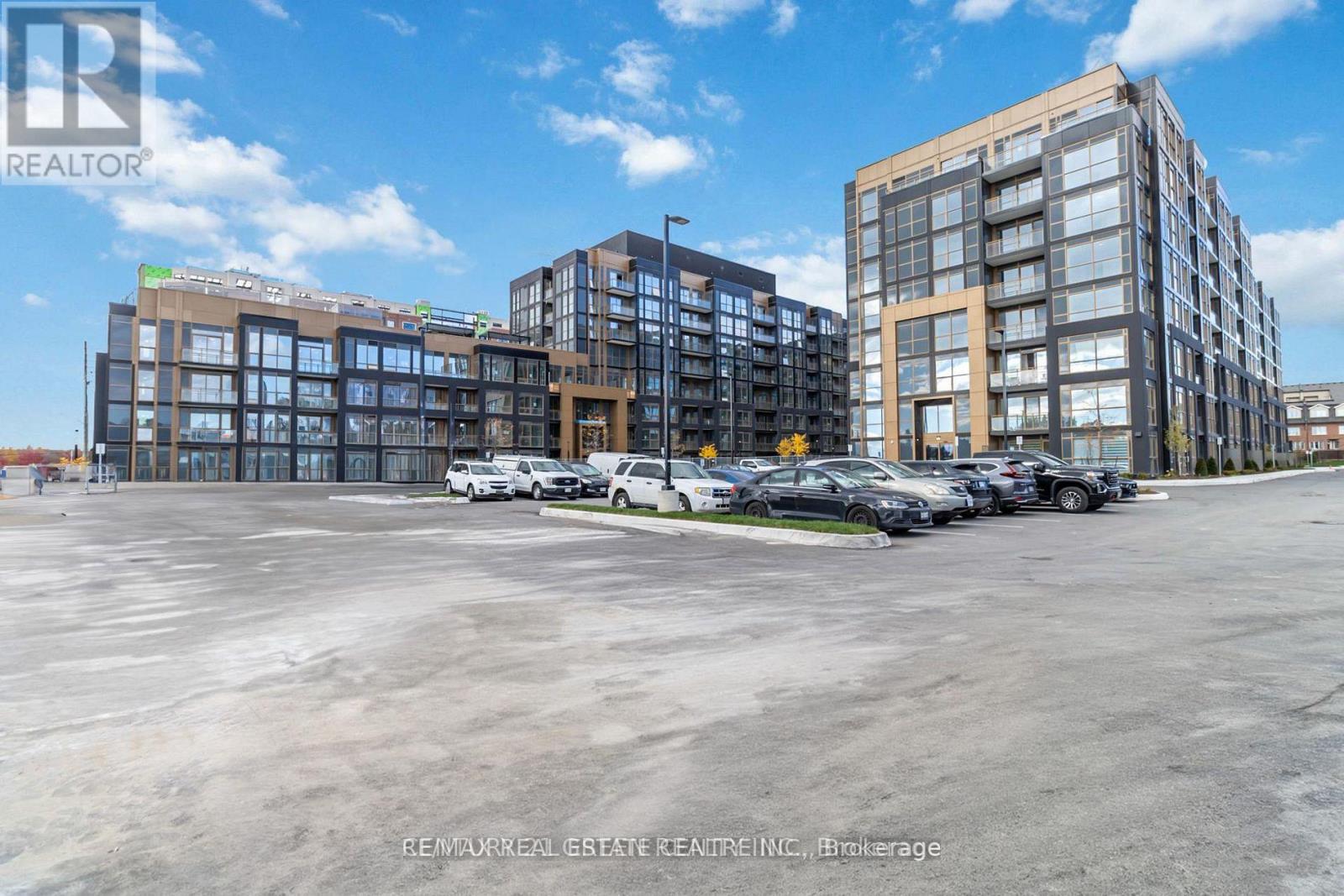 720 - 2343 Khalsa Gate, Oakville, Ontario  L6M 5R6 - Photo 2 - W13515772