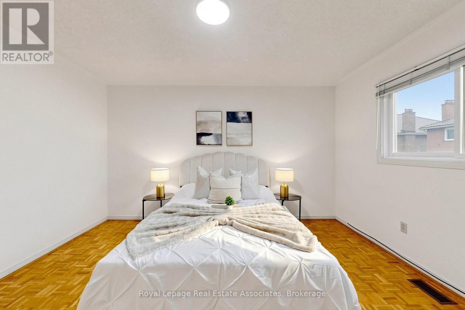 9 Kingsplate Crescent, Toronto, Ontario  M9W 6X6 - Photo 41 - W13452748