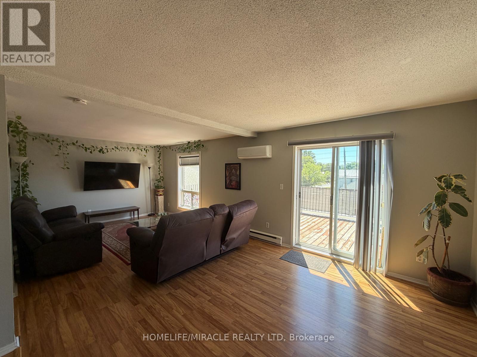 13 Yonge Street S, Springwater, Ontario L0L 1P0 - Photo 31 - S13627150