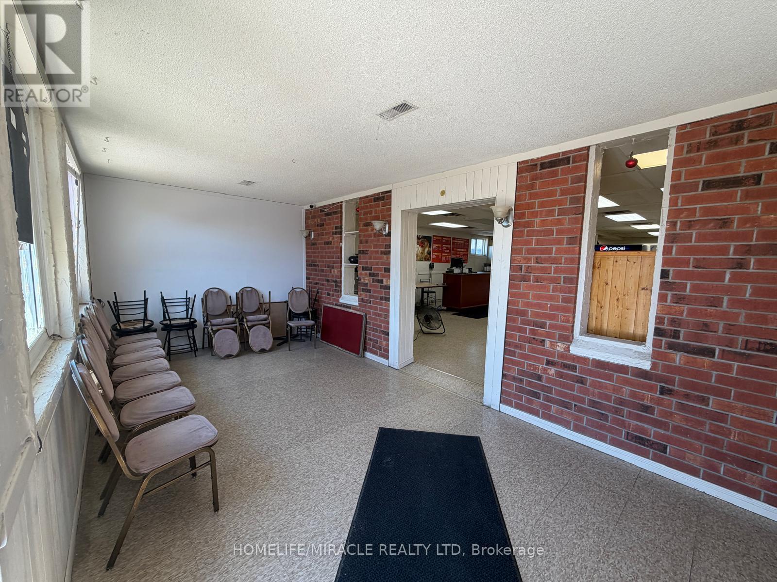 13 Yonge Street S, Springwater, Ontario L0L 1P0 - Photo 9 - S13627150