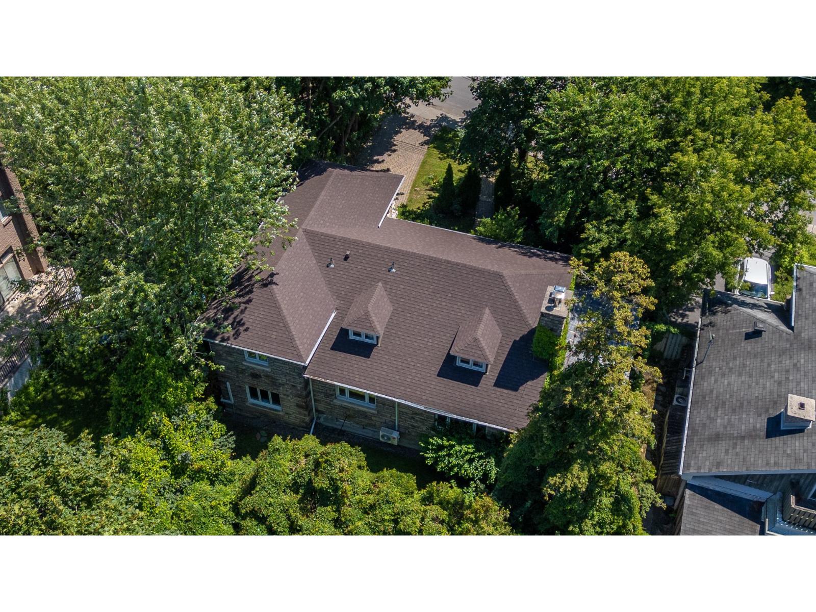 45 Crois. Merton Hampstead Quebec Canada H3E1L8 4